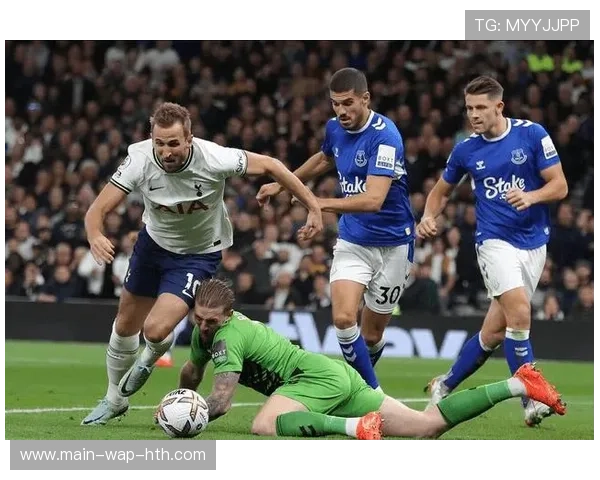 热刺3-0轻取斯拉维亚,库杜斯点射锁定胜局 热刺3-0轻取斯拉维亚,库杜斯点射锁定胜局