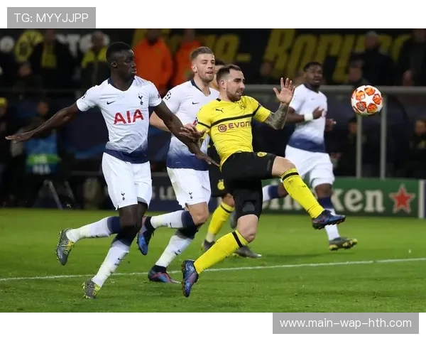 足球旅游热潮席卷伦敦,热刺新球场年度音乐会数量创纪录 足球旅游热潮席卷伦敦,热刺新球场年度音乐会数量创纪录